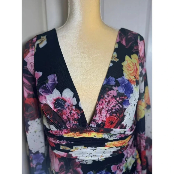 NWT Ieena for Mac Duggal Floral Illusion Puff Sleeve V-Neck Fitted Mini Dress - Picture 6 of 14